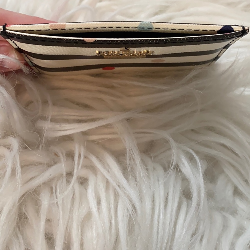 SOLD| Kate Spade Slim Cardholder - Picture 3 of 3
